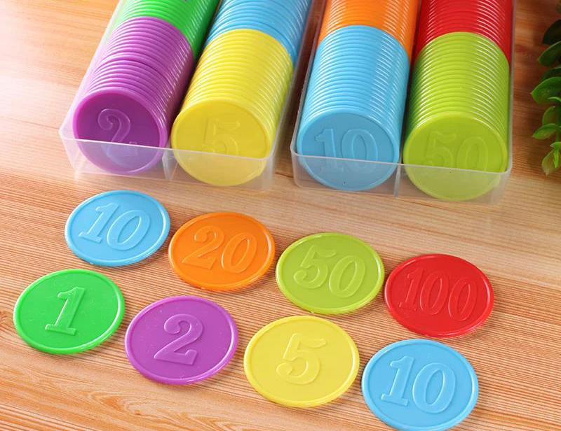 Set di 80 Monete in Plastica p - Board Game Sequence recensione e prezzo