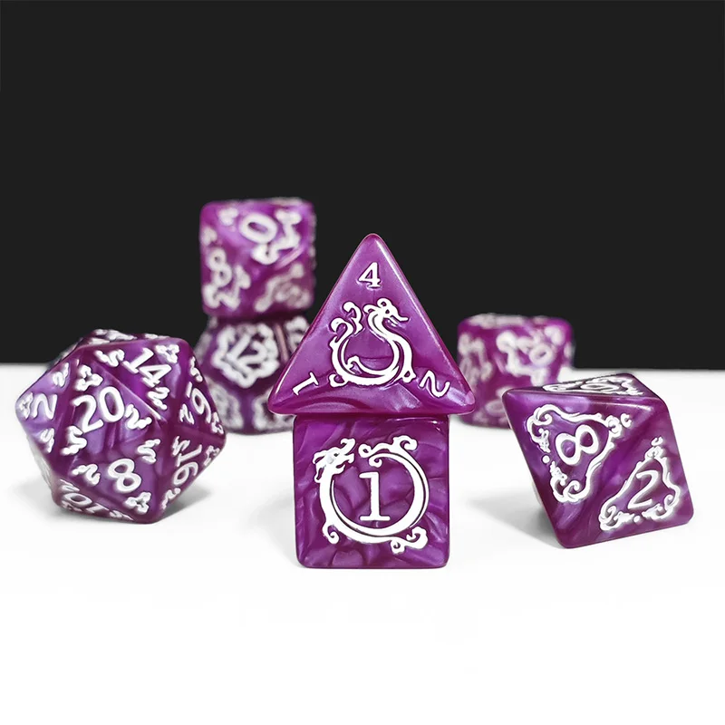 Set di 7 Dadi DND con Motivo D - Board Game Rpg recensione e prezzo